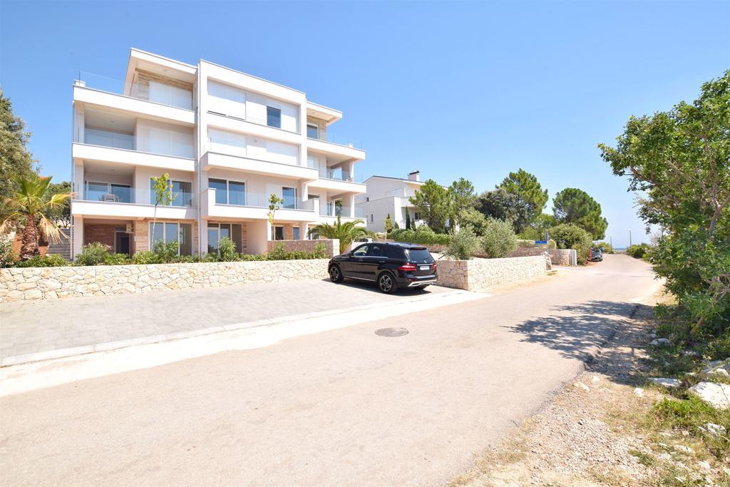 Apartments Branimir Mandre Exterior photo