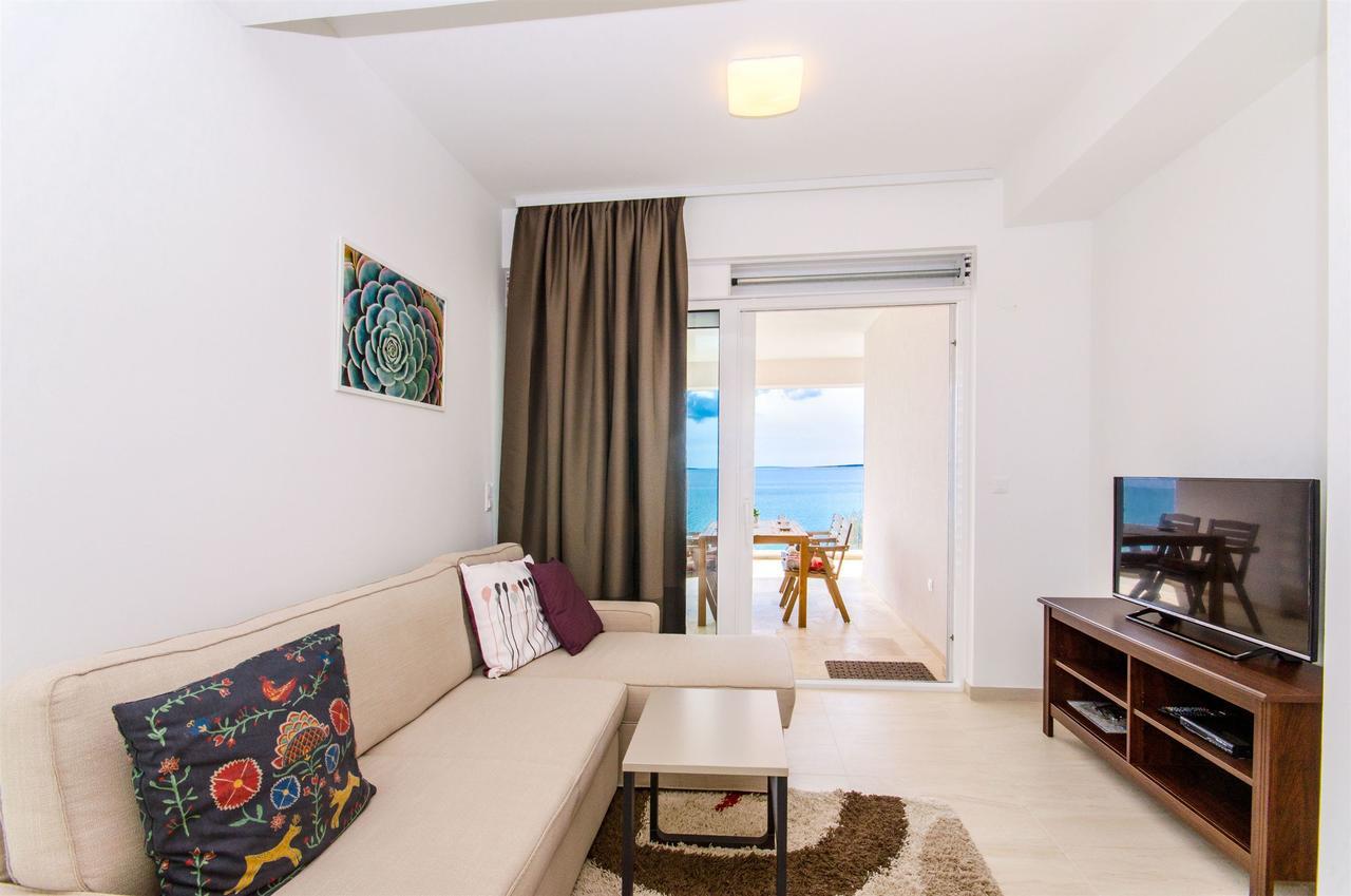 Apartments Branimir Mandre Exterior photo